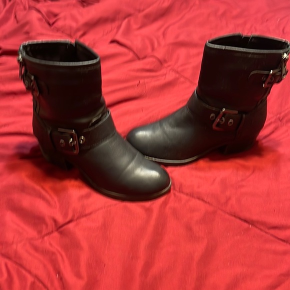 Shoe dazzle size 8 boots - Picture 2 of 5